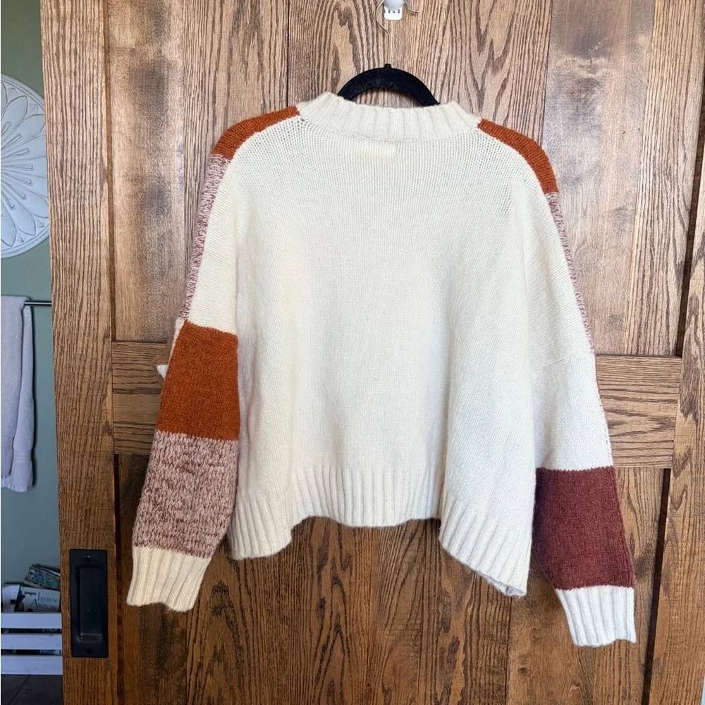 🧡Patchwork🧡 style floral knit Cardigan - Picture 5 of 7